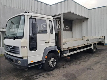 Autotransporter truck VOLVO FL6