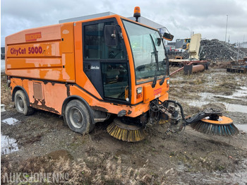 Construction equipment 1900 Andre Bucher CC5000 sopebil: picture 2 Construction equipment 1900 Andre Bucher CC5000 sopebil: picture 2