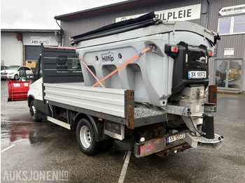 Dropside/ Flatbed truck 2019 Iveco Daily planbil m/ Hilltip IceStriker og Western Wide-Out brøyteplog - EU godkjent til 04.11.2026: picture 4