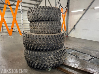 Agricultural machinery JOHN DEERE