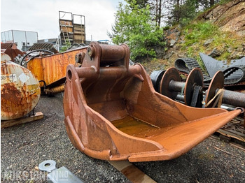 Excavator