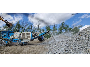 Mobile crusher McCLOSKEY