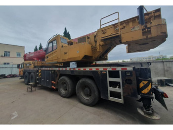 Mobile crane SANY