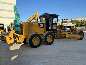 Grader CATERPILLAR 140K