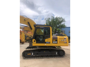 Crawler excavator KOMATSU PC200-8