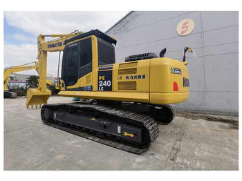 Crawler excavator KOMATSU PC240-8