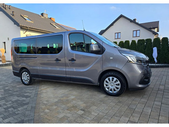 Car RENAULT