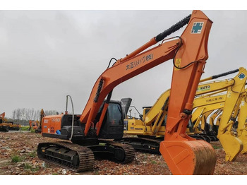 Hitachi Zaxis 200 LC  on lease Hitachi Zaxis 200 LC: picture 1