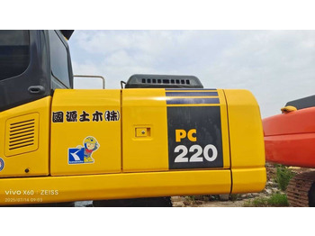 Crawler excavator Komatsu PC 220-7: picture 2 Crawler excavator Komatsu PC 220-7: picture 2