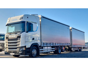Curtainsider truck SCANIA S 450