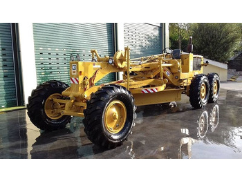 Grader CAT 12 F: picture 3