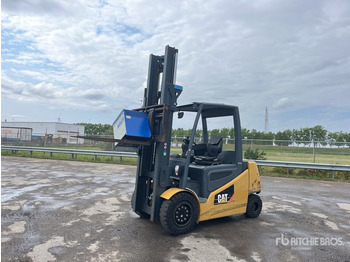 Electric forklift CATERPILLAR EP