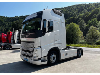 Tractor unit VOLVO FH 500