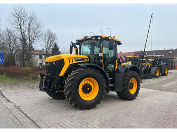 Farm tractor JCB Fastrac 4220