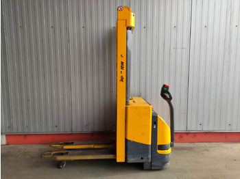 Stacker JUNGHEINRICH EJC