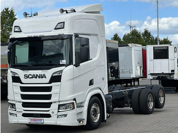 Cab chassis truck SCANIA R