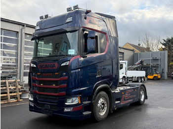 Tractor unit SCANIA S 500