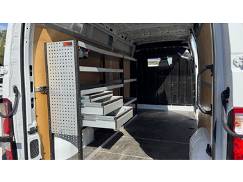 Passenger van Renault Master III Kasten L3H2 HKa 3,5t KLIMA: picture 3 Passenger van Renault Master III Kasten L3H2 HKa 3,5t KLIMA: picture 3