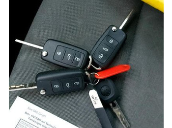 Passenger van Volkswagen Caddy Maxi 5 SITZE lang KLIMA AHK: picture 5