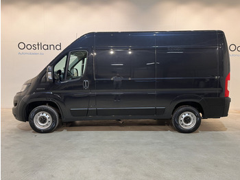 Small van Fiat Ducato 2.3 MultiJet L2H2 120 PK / Euro 6 / Airco / Camera / Cruise Control / Trekhaak / Navigatie / 3-Zits / 72.600 KM !!: picture 2