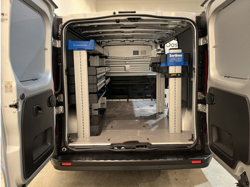 Small van Renault Trafic 2.0 dCi L1H1 120 PK Servicebus / Sortimo Inrichting / Euro 6 / Airco / Camera / CarPlay / Cruise Control / Navigatie / 3-Zits / 27.800 KM !! / BPM VRIJ !!: picture 3