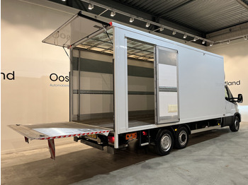 Iveco Daily 35S18 3.0 BE Clixtar Automaat Bakwagen met Laadklep / Laadvermogen 3.060 KG / Euro 6 / Luchtvering / Airco / Camera / CarPlay / Cruise Control / on lease Iveco Daily 35S18 3.0 BE Clixtar Automaat Bakwagen met Laadklep / Laadvermogen 3.060 KG / Euro 6 / Luchtvering / Airco / Camera / CarPlay / Cruise Control /: picture 2