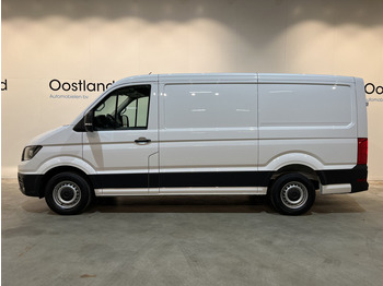 Small van Volkswagen Crafter 30 2.0 TDI L3H2 140 PK Automaat / Euro 6 / Airco / Cruise Control / Camera / CarPlay / 3-Zits / 18.500 KM !!: picture 2