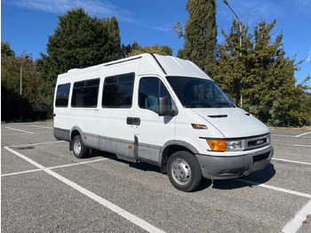 Suburban bus IVECO Daily