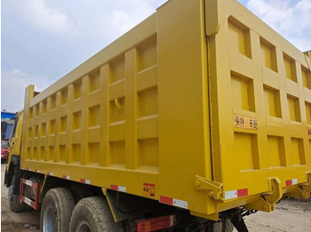 Howo 6X4 on lease Howo 6X4: picture 4 Howo 6X4 on lease Howo 6X4: picture 4