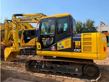 Crawler excavator KOMATSU PC130