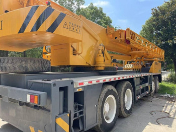 All terrain crane XCMG QY70K-II: picture 2