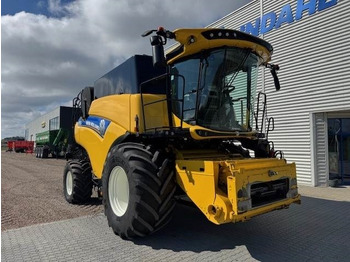 Combine harvester New Holland CR9.90 TIER4: picture 2