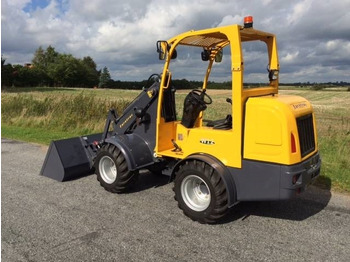 Compact loader EUROTRAC