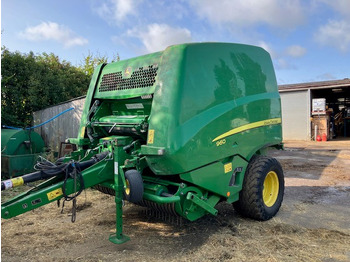 Hay and forage equipment JOHN DEERE