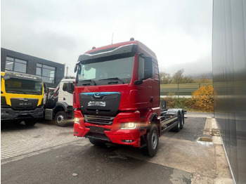 Cab chassis truck MAN TGX 33.510 6X4 BL: picture 4