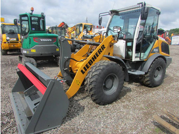 Wheel loader LIEBHERR L 506