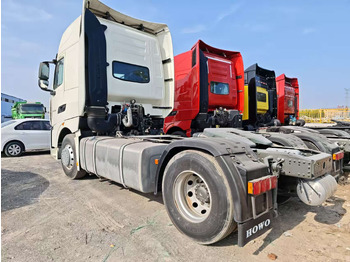 Tractor unit HOWO: picture 5