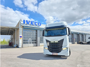 Truck IVECO S-WAY