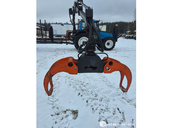 Farm tractor Valmet 6800 + PMF 850 crane + trailer BMF 9T, Leppävirta: picture 4 Farm tractor Valmet 6800 + PMF 850 crane + trailer BMF 9T, Leppävirta: picture 4