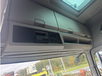 Cab and interior FORD F-Max 500 Trucks: picture 2 Cab and interior FORD F-Max 500 Trucks: picture 2