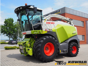 Forage harvester CLAAS Jaguar 840
