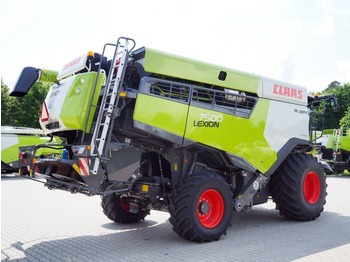 Combine harvester Claas Lexion 7500 + V930: picture 3 Combine harvester Claas Lexion 7500 + V930: picture 3