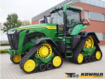 Farm tractor JOHN DEERE