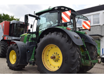 Farm tractor John Deere 6215 R: picture 5
