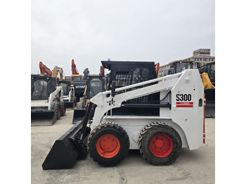 Skid steer loader BOBCAT S300