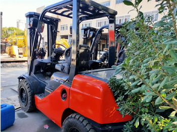 Diesel forklift TOYOTA