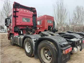 Tractor unit Shacman X5000: picture 2