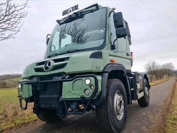 Municipal/ Special vehicle UNIMOG
