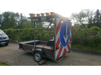 Trailer Absperrtafel Nissen Horizont Verkehrsleitanhänger Vz 616 615: picture 2 Trailer Absperrtafel Nissen Horizont Verkehrsleitanhänger Vz 616 615: picture 2