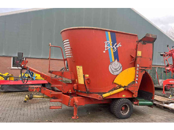 Forage mixer wagon PEECON